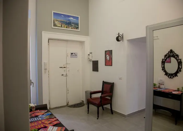 Vesuvius Luxury 3* Naples