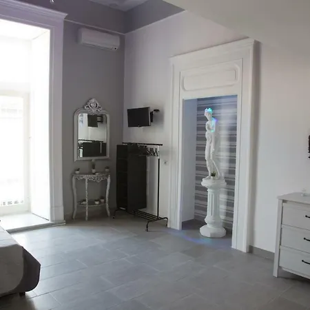 Vesuvius Luxury 3* Nápoly