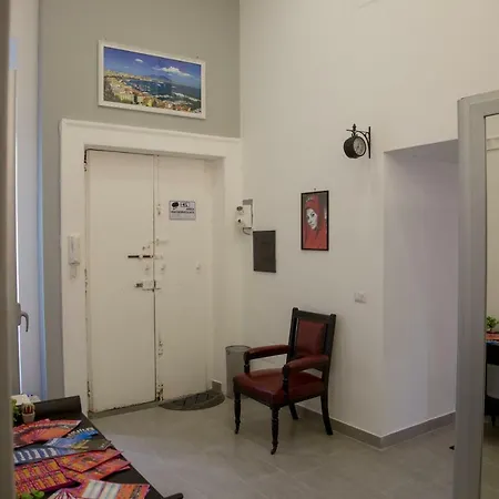 Vesuvius Luxury 3* Neapol